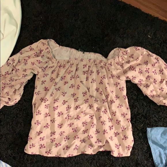off the shoulder flower tee - Picture 1 of 1
